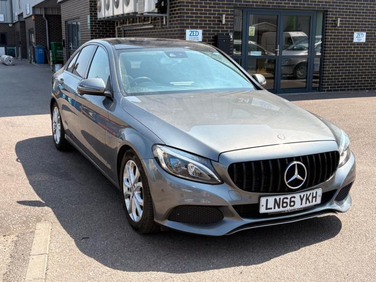 Mercedes-Benz C Class 2.0 C350e 6.4kWh Sport (Premium Plus) G-Tronic+ Euro 6 (s/s) 4dr Petrol/Ele...