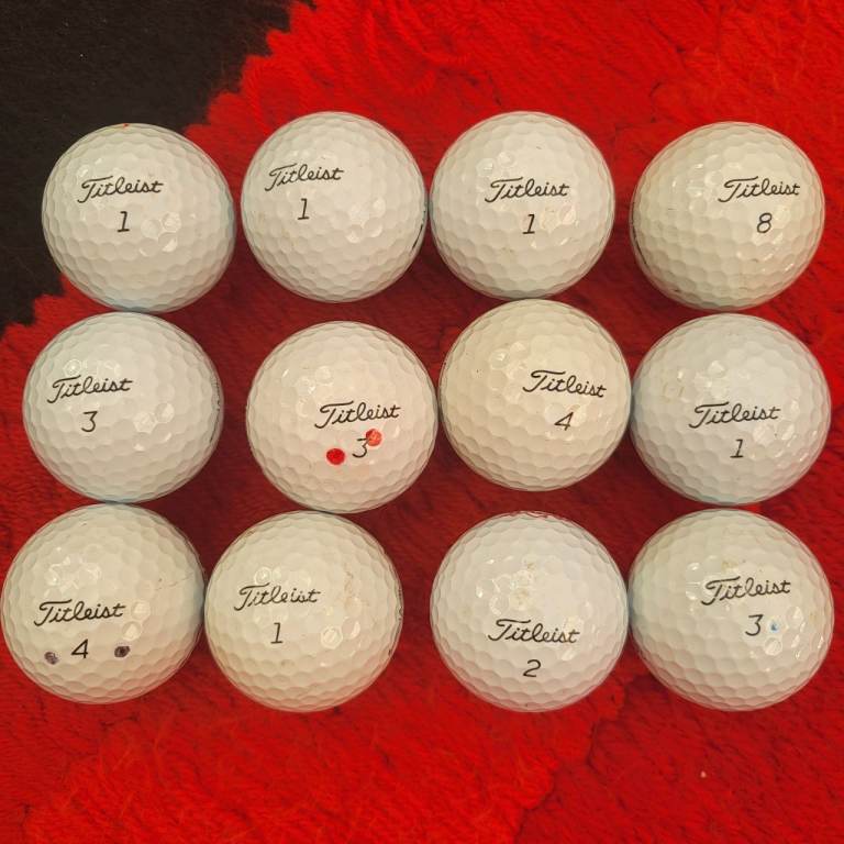 Titleist Pro V1 Golf Balls - 12No