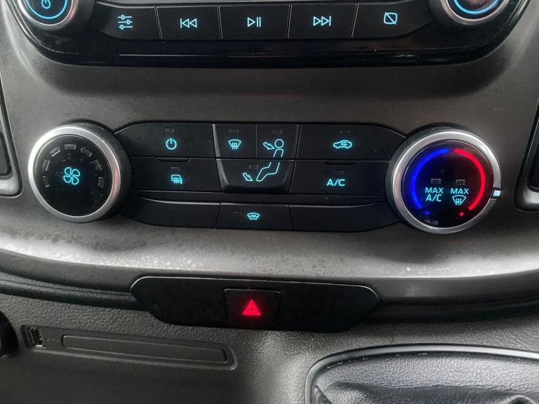 2020 70Reg Ford Transit Custom LWB LTD Hybrid 2.0TDCi Euro6 Air Con SAT NAV +VAT