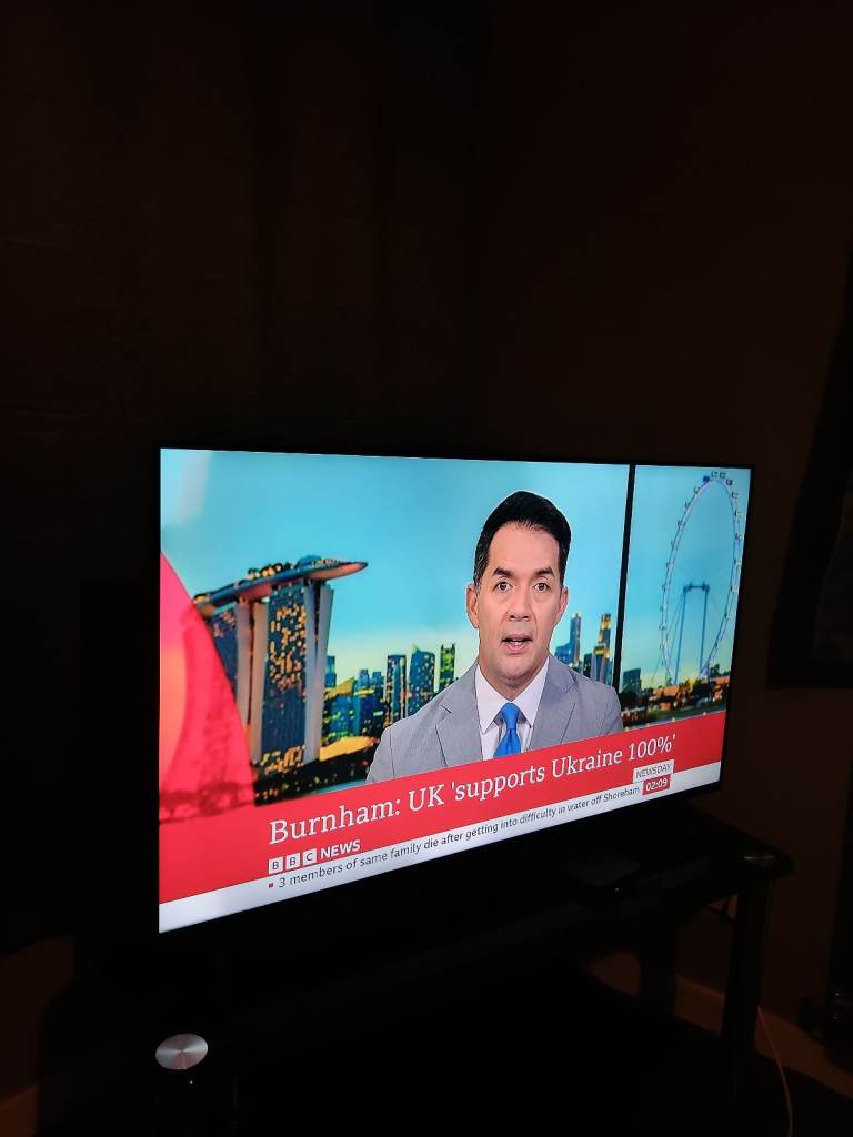43" LG smart tv 
