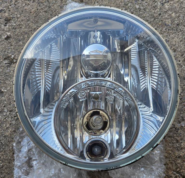Harley-Davidson Road King FLHR Headlight Assembly 2019 OEM — Excellent Condition