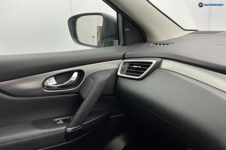 2020 Nissan Qashqai 1.3 DiG-T 160 Tekna 5dr DCT SUV Petrol Automatic