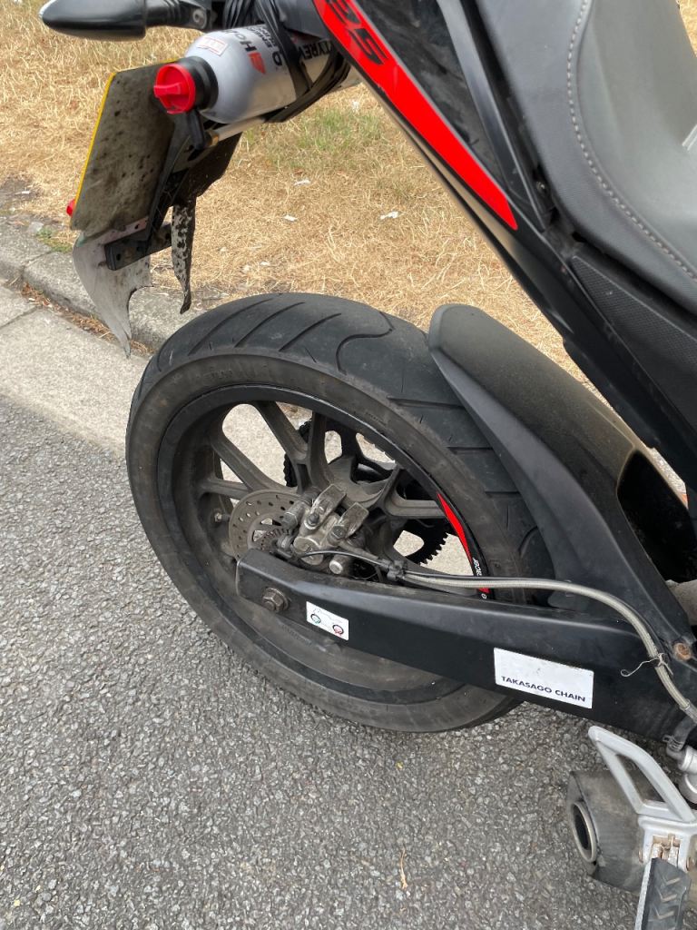 Aprilia, TUONO, 2018, 124 (cc)