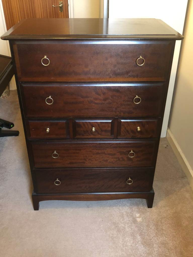 Stag Minstrel Tallboy 7-Chest Drawers