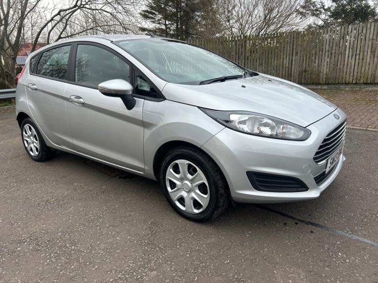 2013 Ford Fiesta 1.25 82 Style 5dr HATCHBACK Petrol Manual