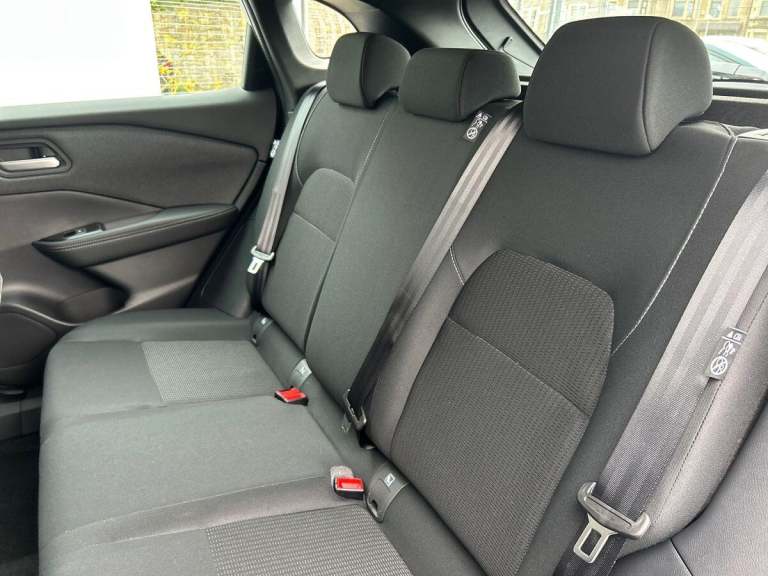 2025 Nissan Qashqai 1.3 DiG-T MH Acenta Premium 5dr HATCHBACK PETROL Manual