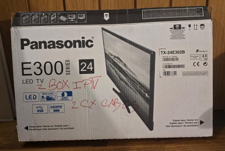 PANASONIC TV TX24E302B LED 720p HD Ready 24-inch TV with Remote