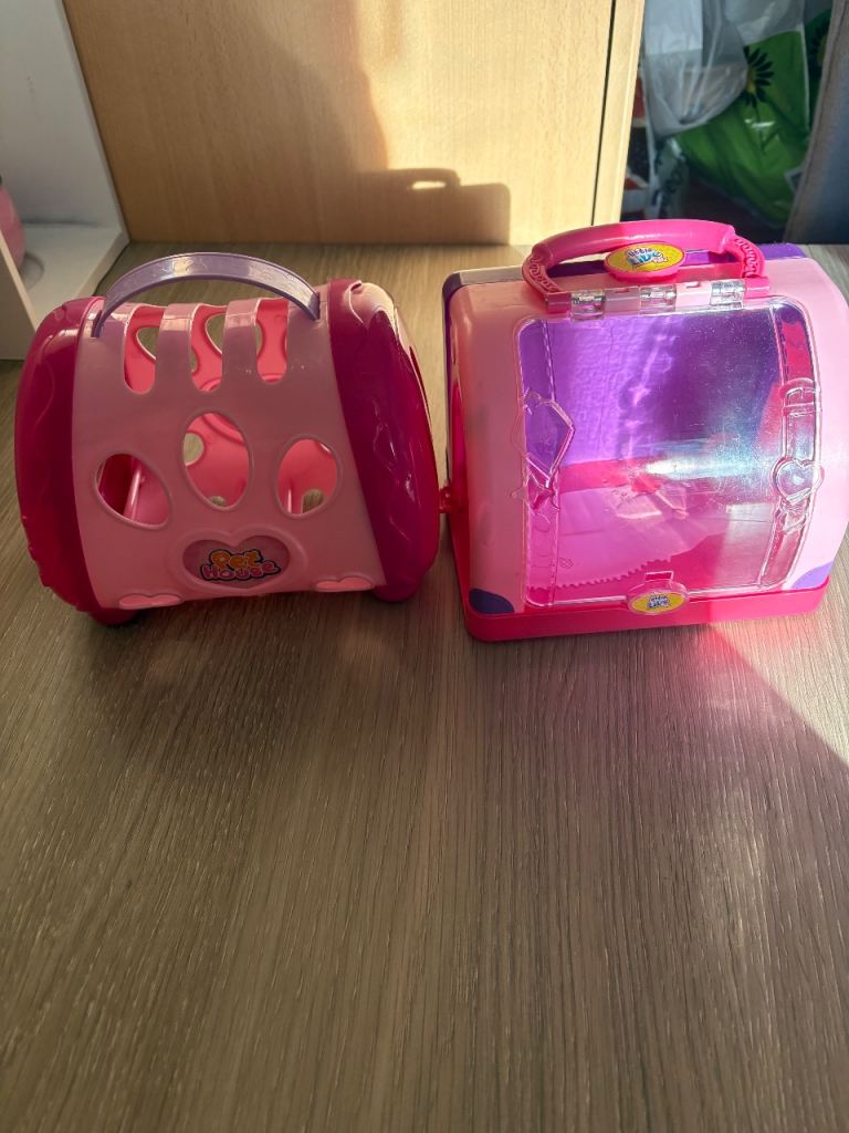 Children’s pet carriers 