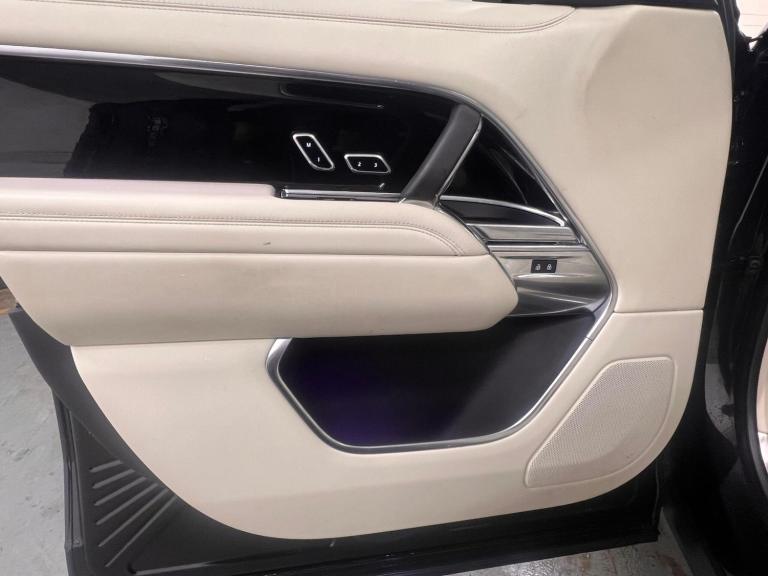 2022 Land Rover Range Rover 3.0 P400 MHEV HSE Auto 4WD Euro 6 (s/s) 5dr ESTATE Petrol Automatic