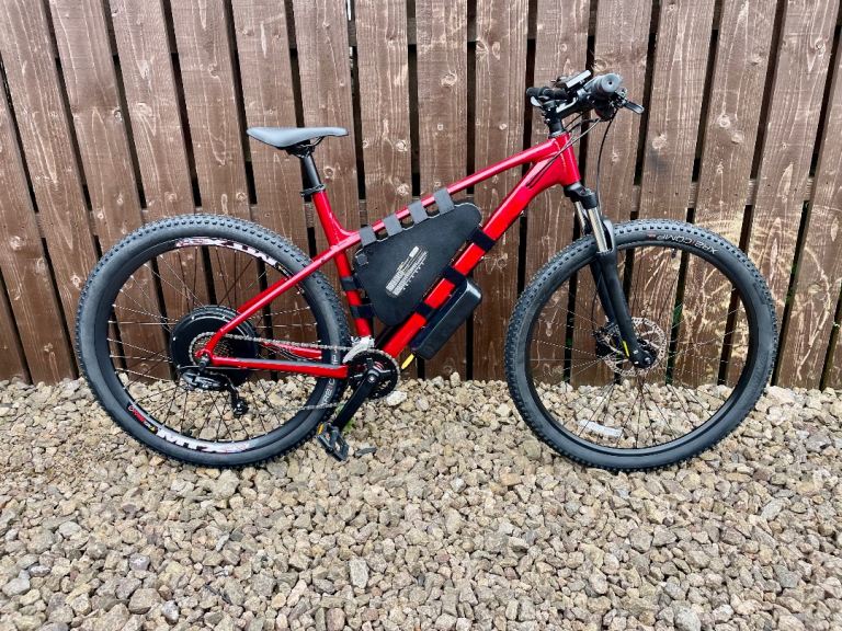 Trek Marlin 4 E-bike, LONG RANGE, NEW WITH WARRANTY 