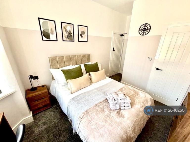 1 bedroom in Barthomley Road, Birches Head, ST1 (#2646260)