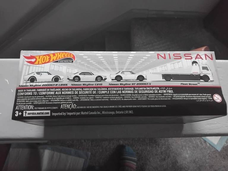 Hot Wheels Premium Nissan Skyline GT-R R34 Car Set
