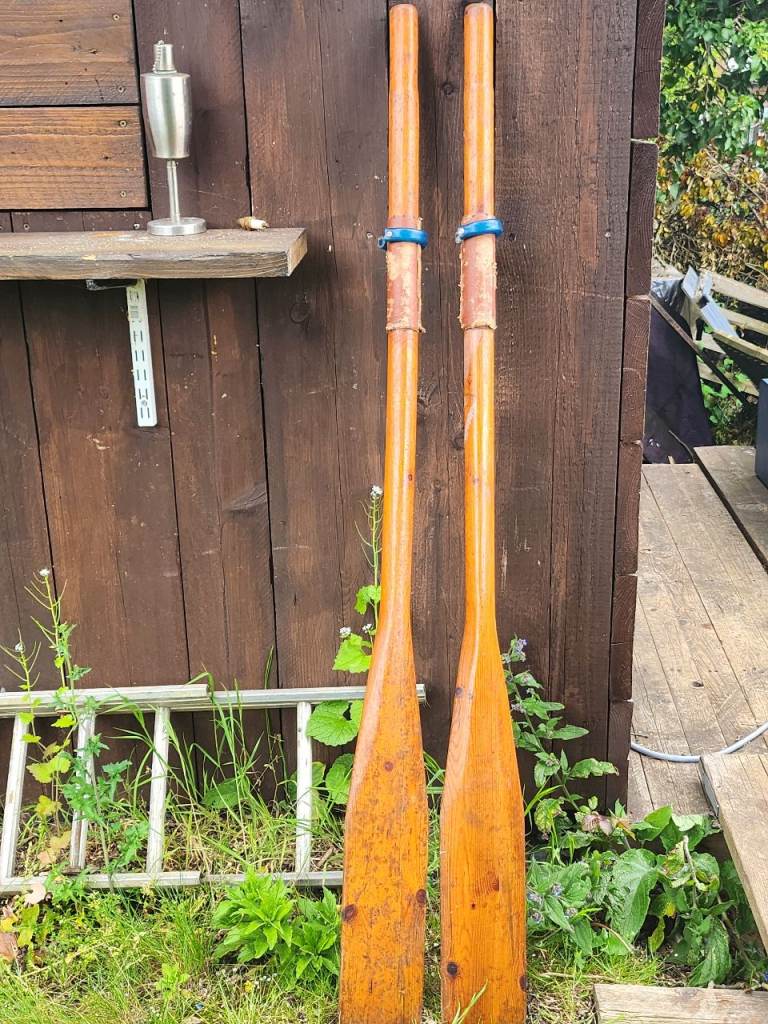 Rowing boat oars