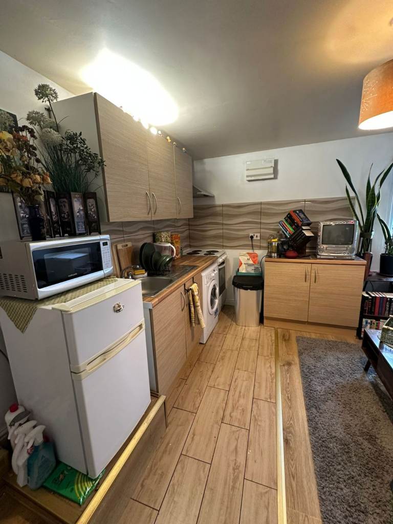 1 Bedroom Flat available in Moseley
