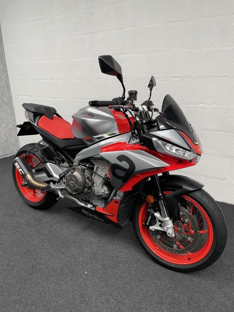 Aprilia Tuono 660 - 2021 - 18K Miles - SC Project Titanium Exhaust