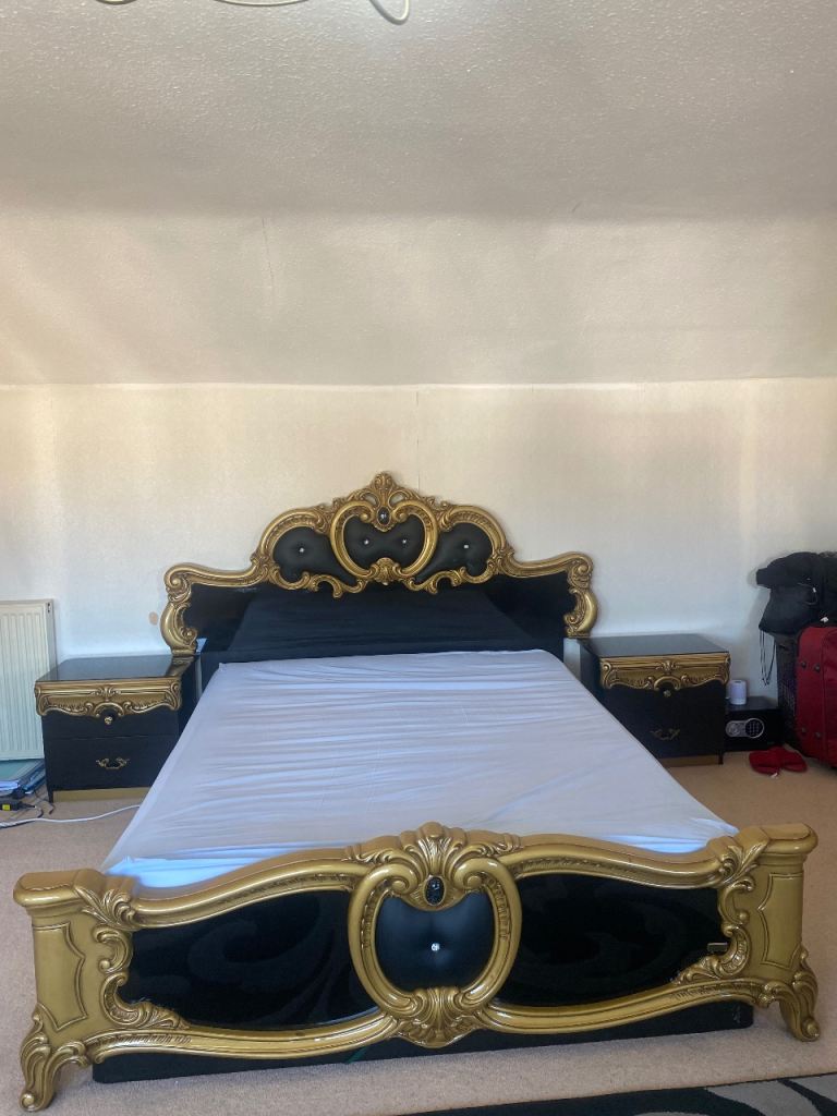 Full bed set with wardrobes