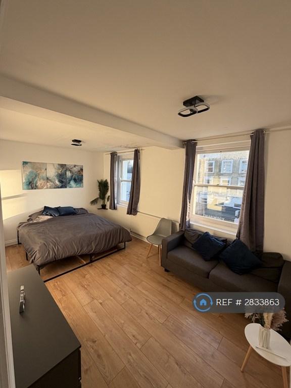 2 bedroom flat in Breckock Road, London, Greater Lond, N7 (2 bed) (#2833863)
