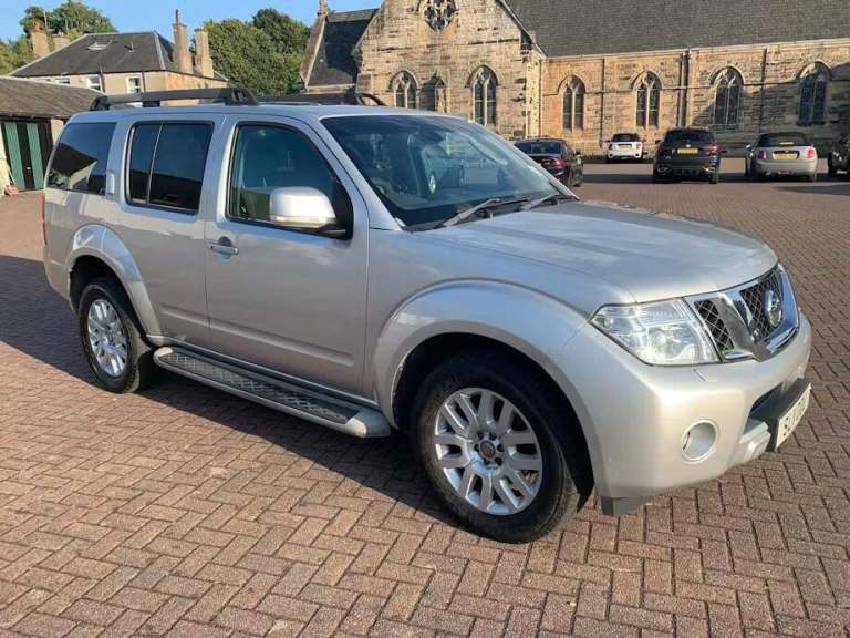 2011 Nissan Pathfinder 2.5 dCi Tekna 5dr ESTATE DIESEL Manual