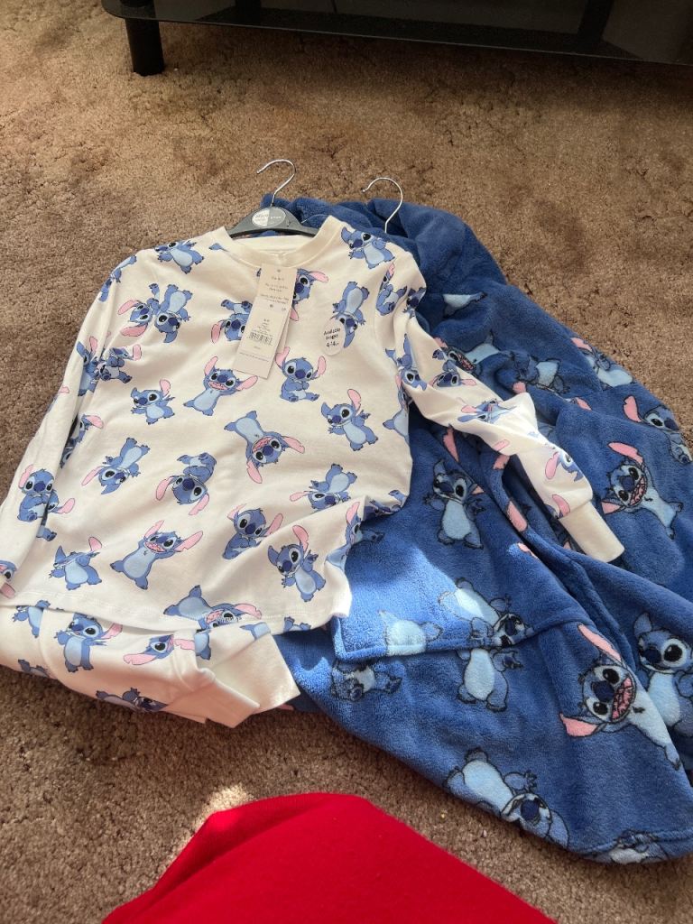 Pyjamas 8-9years