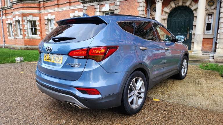 2016 Hyundai SANTA FE, 2.2 Manual Diesel, 7 seats, ULEZ Compliant 12 Months MOT