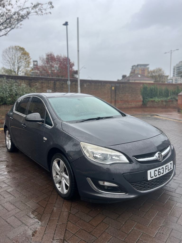 Vauxhall, ASTRA, Hatchback, 2013, Semi-Auto, 1598 (cc), 5 doors
