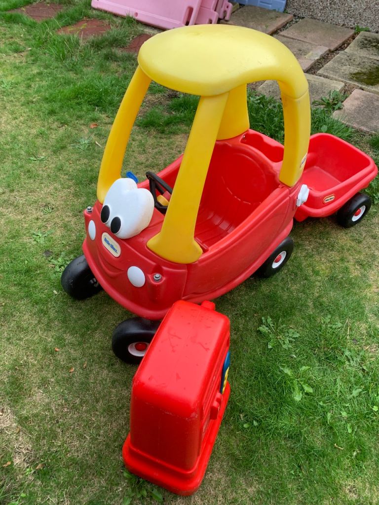Little Tikes Cosy Coupe, Trailer and Petrol Pump, Roundhay LS8 