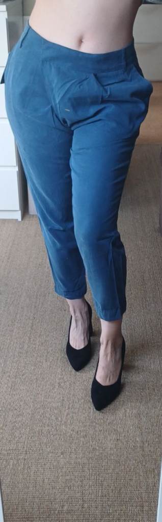 Brand new (with tag) Zara trousers