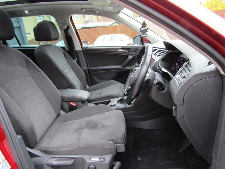 2017 Volkswagen Tiguan 2.0 TSi 180 4Motion SEL 5dr DSG ESTATE Petrol Automatic