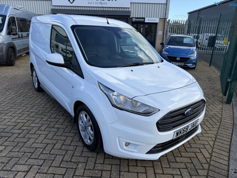 FORD TRANSIT CONNECT 1.5 200 ECOBLUE LIMITED Diesel Manual in White
