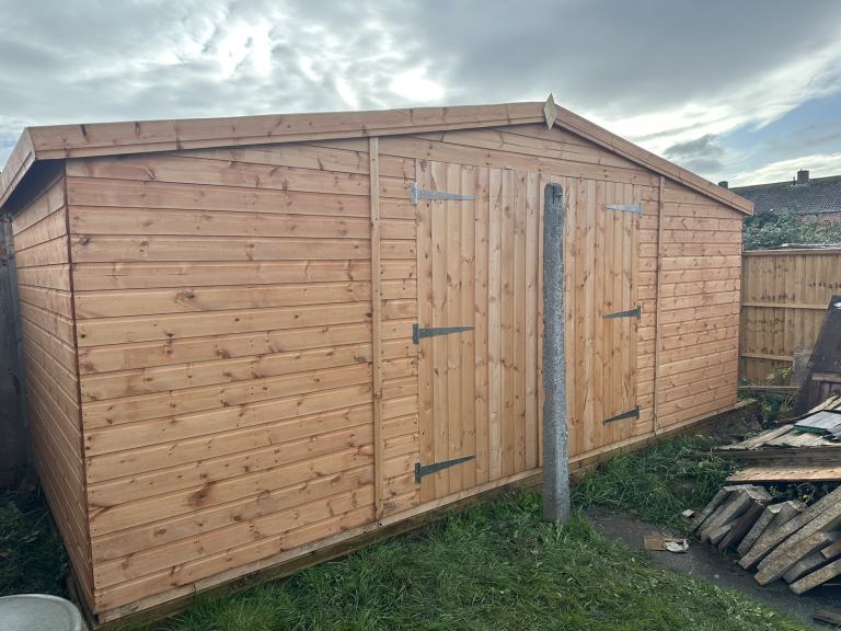 K&d bespoke sheds Ltd 18x8 apex 
