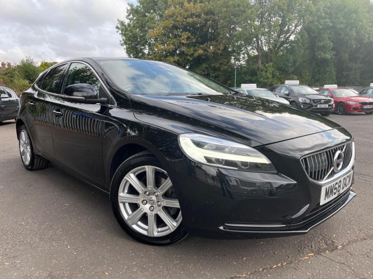 2018 Volvo V40 T3 [152] Inscription 5dr HATCHBACK PETROL Manual