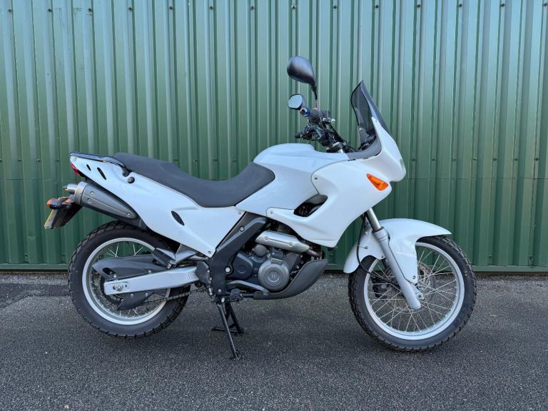Aprilia Pegaso 650 White 2003 New MOT PX to Clear only showing 5200 Miles 