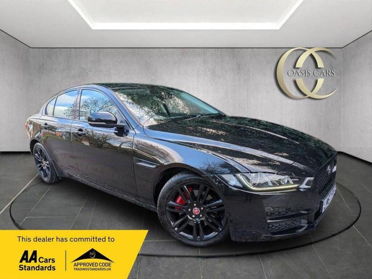 JAGUAR XE 2.0i Portfolio Auto Euro 6 (s/s) 4dr 2017
