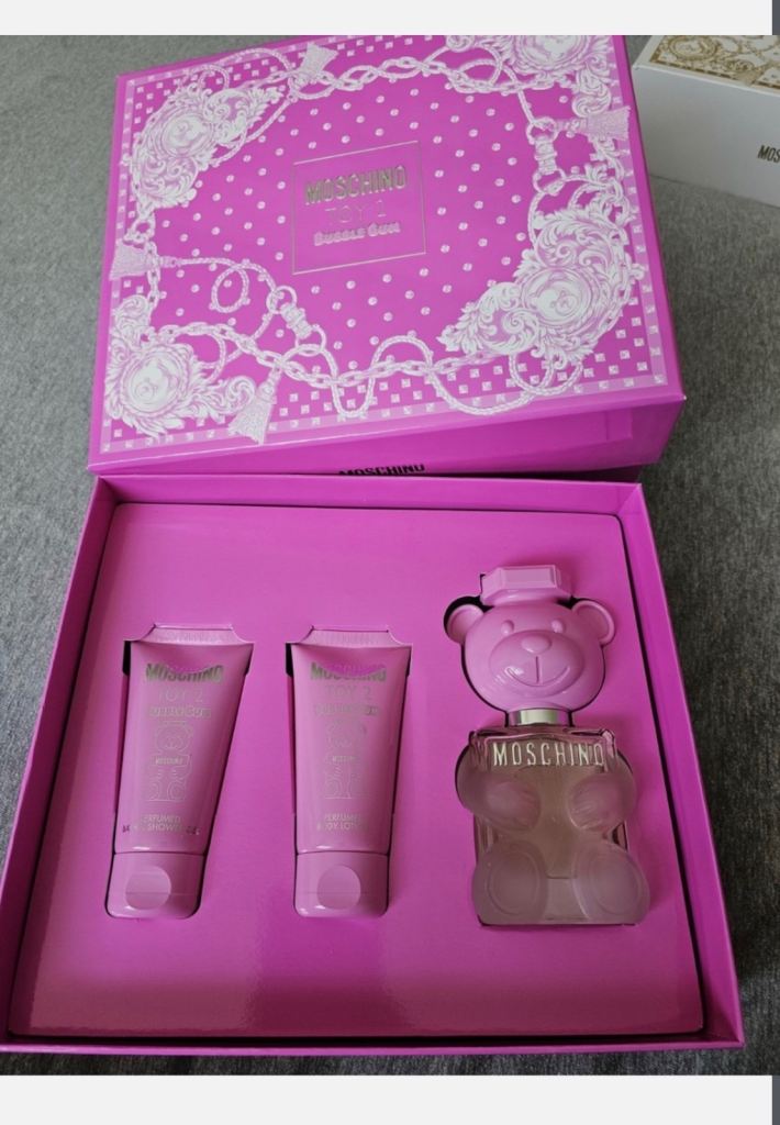 Moschino Toy 2 Bubble Gum Gift Set - NEW