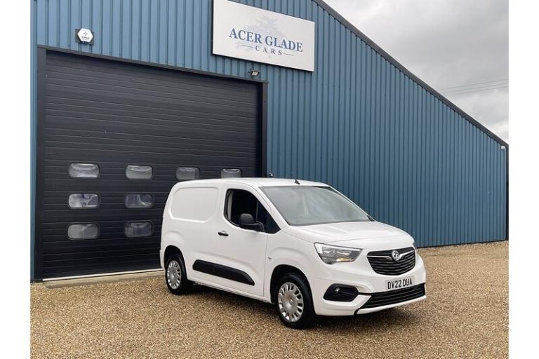 2022 Vauxhall Combo 2300 1.5 Turbo D 100ps H1 Sportive Van [6 Speed] PANEL VAN DIESEL Manual