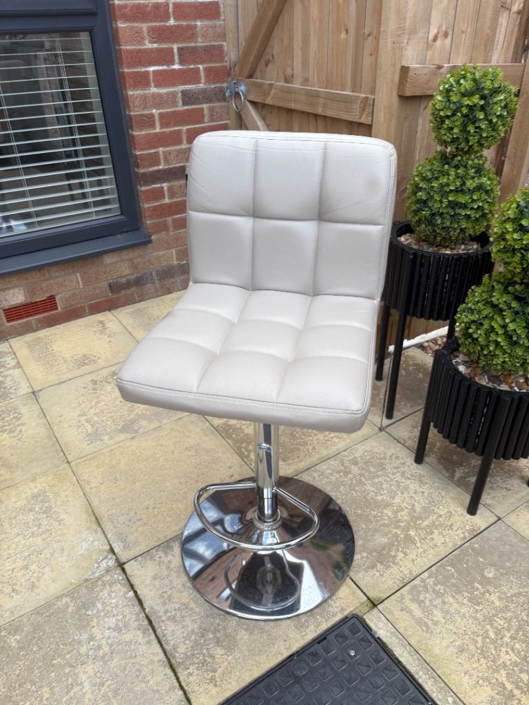 Bar Stool