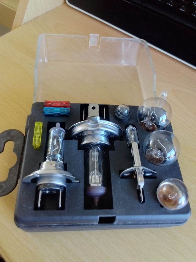 Car Spare Bulb Kit