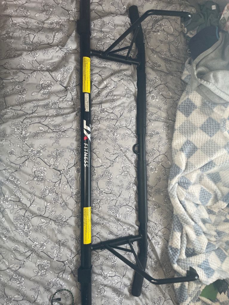 image for Xl pull-up bar 