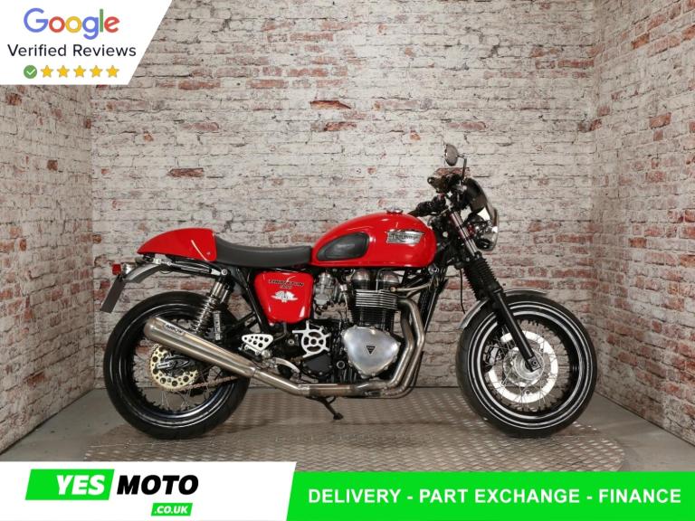 TRIUMPH THRUXTON 900  2010