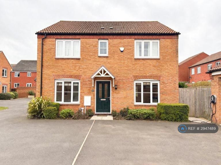 4 bedroom house in Stanier Drive, Nottingham, NG12 (4 bed) (#2947489)