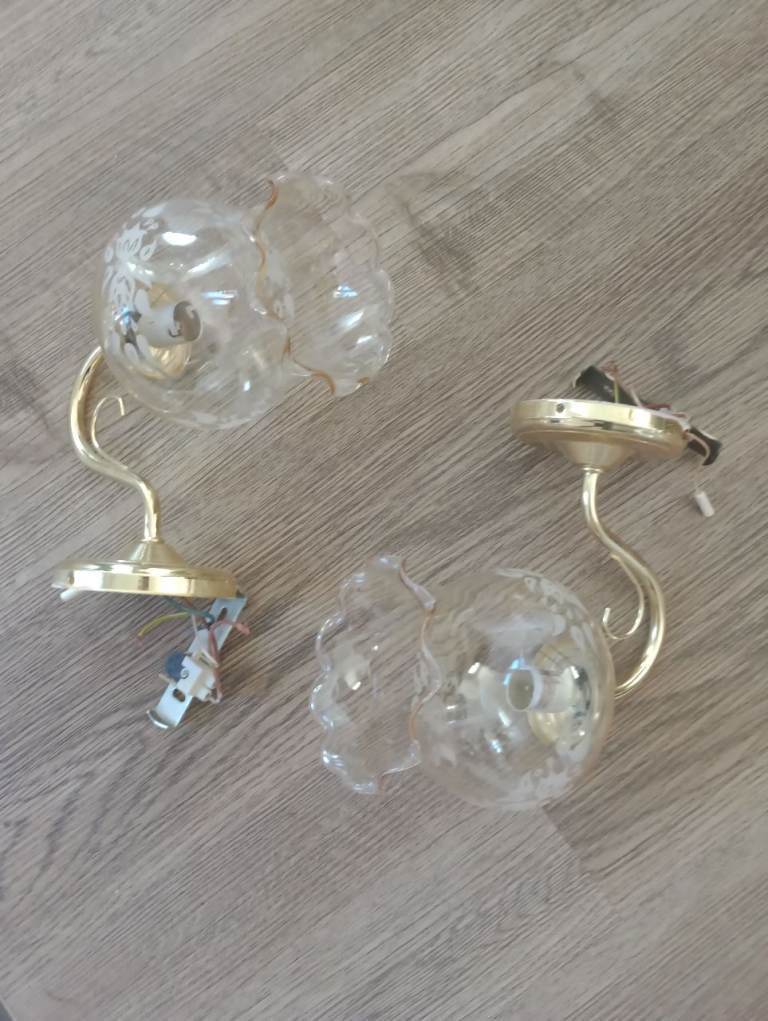 Wall lights x 2
