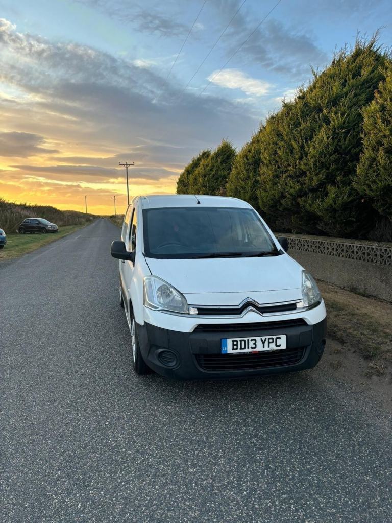 2013 13 Citroen Berlingo Van 1.6 HDi White  MOT 05/2026, 