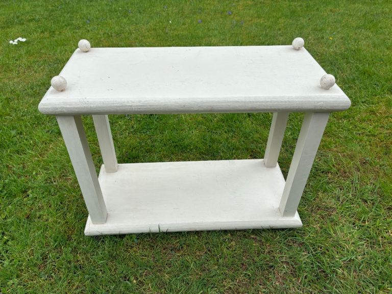 Shabby chic two shelf unit
