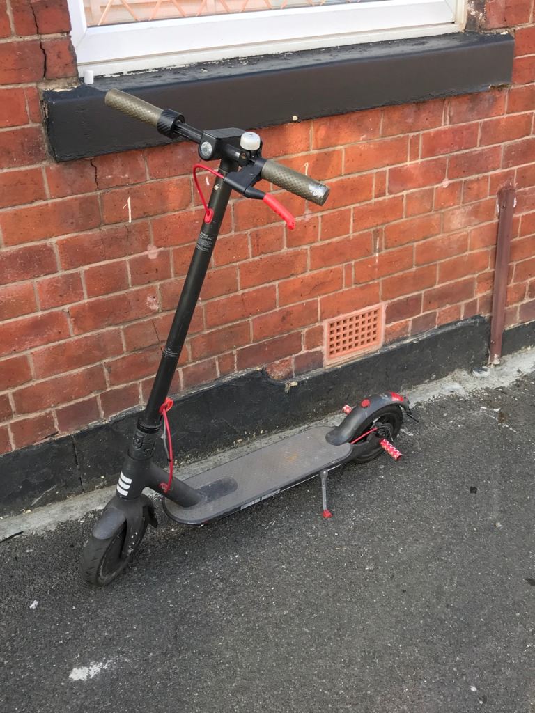 E Scooter can be seen working, lost the charger 