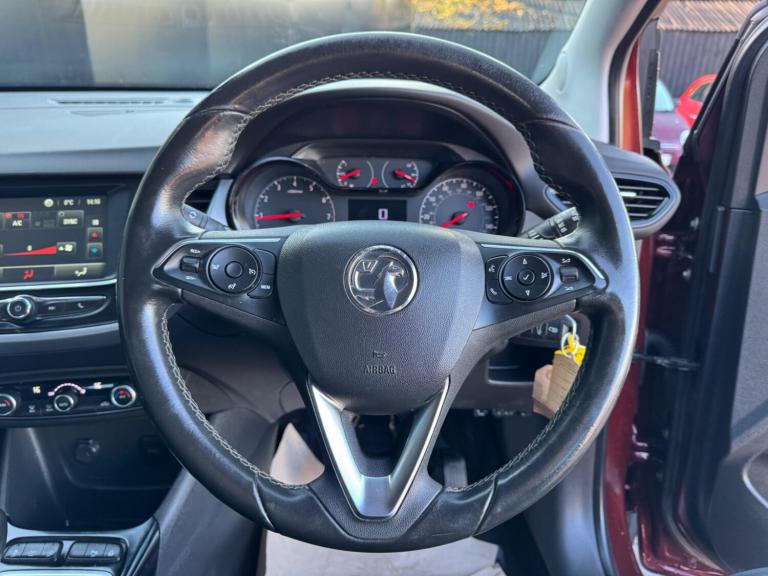 2018 Vauxhall Crossland X 1.2 SE Euro 6 5dr HATCHBACK Petrol Manual