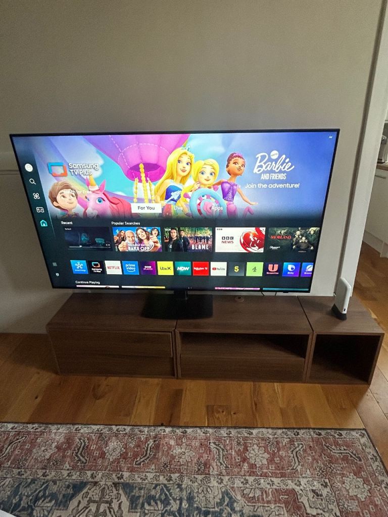 Samsung 65" Crystal UHD 4K Smart TV & IKEA stand
