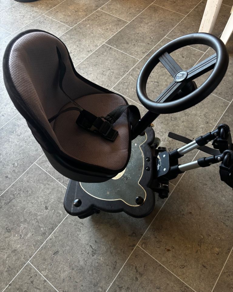 Roma 4 rider toddler seat and buggy board 