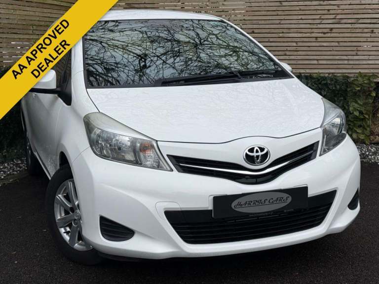 2013 Toyota Yaris 1.33 VVT-i TR 3dr HATCHBACK PETROL Manual