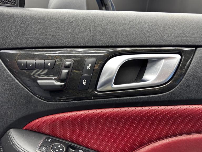 2012 Mercedes-Benz SLK SLK 250 CDI BlueEFFICIENCY AMG Sport 2dr Tip Auto CONVERTIBLE DIESEL Autom...