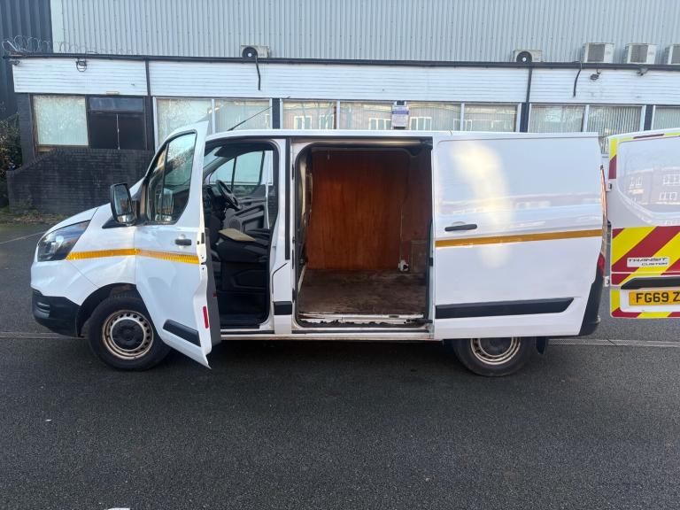 2019 Ford Transit Custom Panel Van Diesel  Manual
